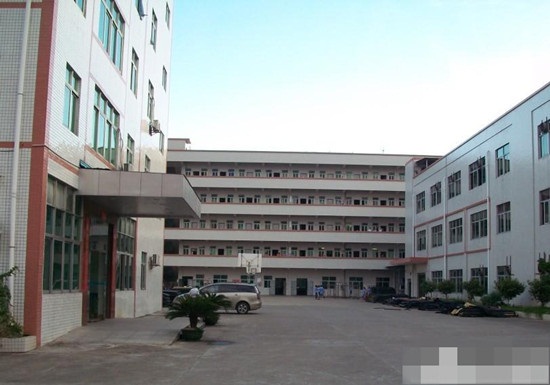 东莞横沥独院标准厂房分租一楼780平方出租带牛角